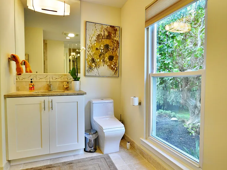 Peconic Hills Dr — Photo 4