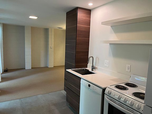 Kitchen with view of livingroom