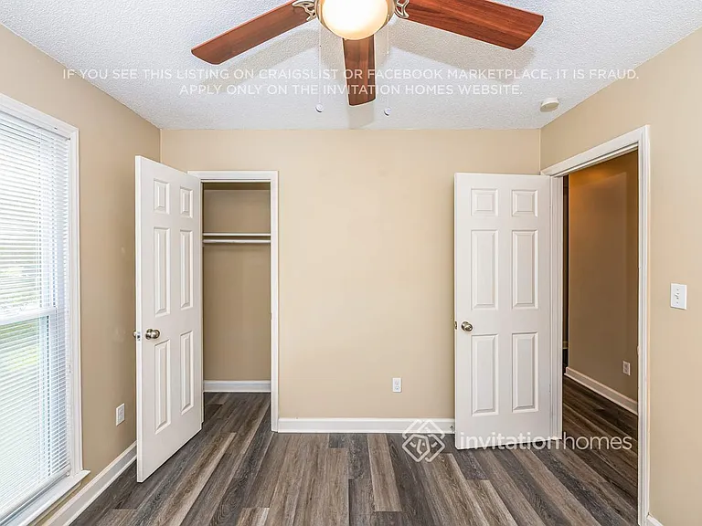 2704 Kempsford Pl — Photo 11