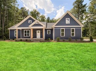 61 Hartfield Grn, Hartfield, VA 23071