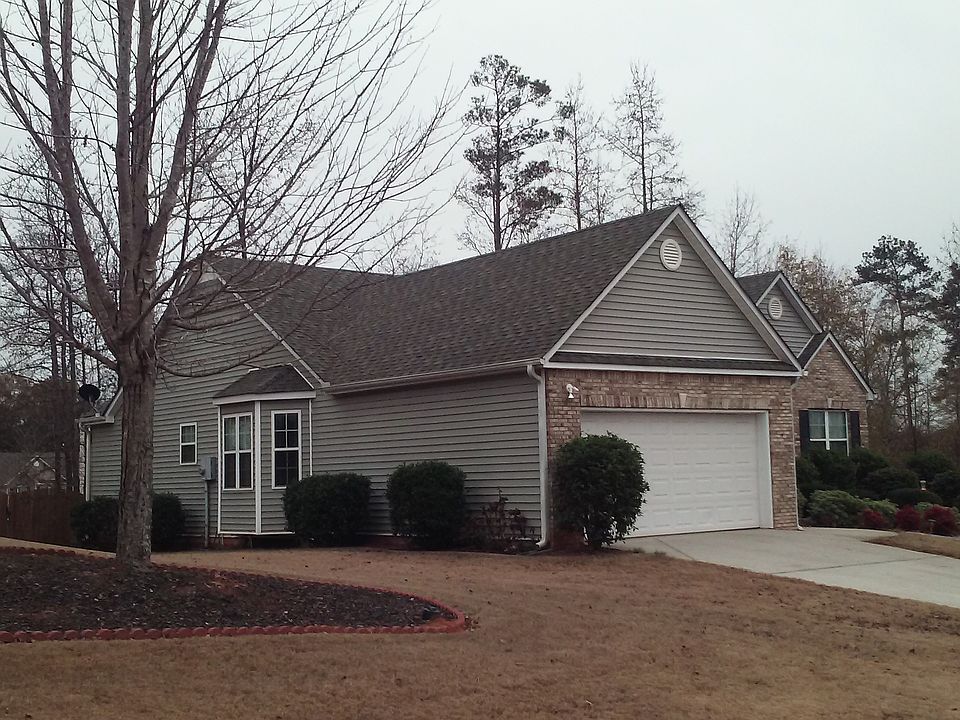 2nd image of 749 Thompson Ridge Dr