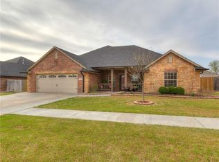 2108 Ez Go Dr, Weatherford, OK 73096