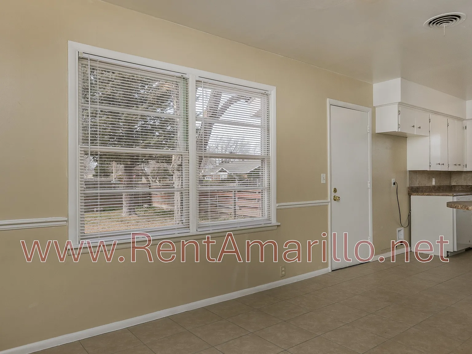 3300 Lewis Lane — Photo 4