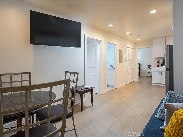 3121 Obama Blvd — Photo 6