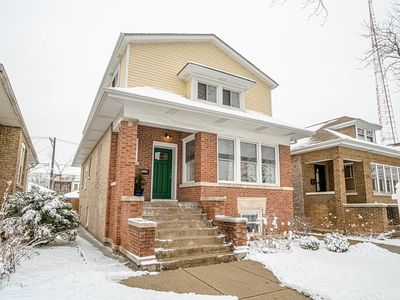 5026 W Fletcher St, Chicago, IL, 60641
