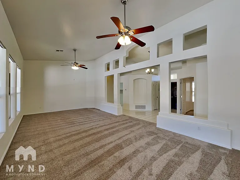 137 S Nightfall Ave — Photo 4