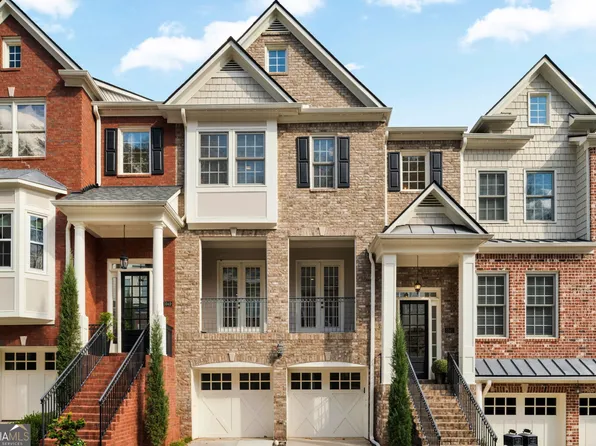 5945 Reddington Way, Sandy Springs, GA 30328