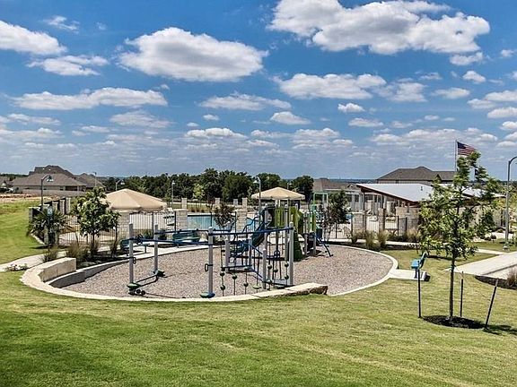 2nd image of 1015 Vista View Dr #602