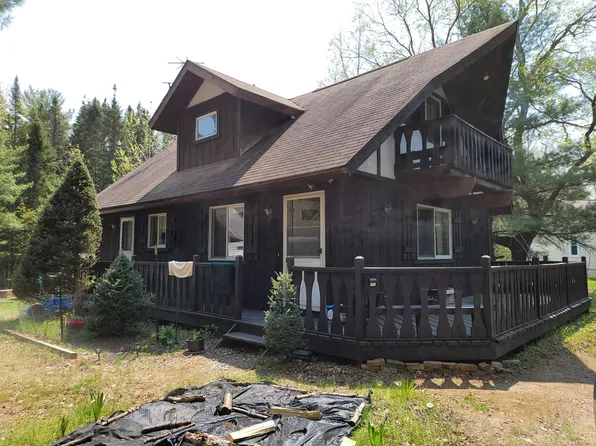 8323 Fairway Hollow Dr, Mancelona, MI 49659