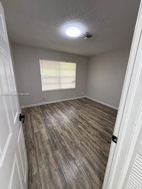 1st image of 156 NW 12th St APT 3