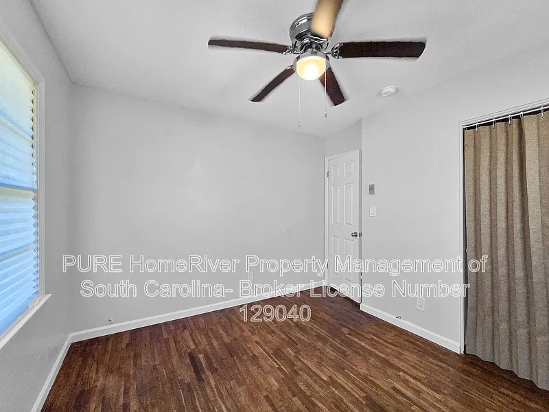 2 bed, 1.0 bath, 1396 sqft, $1,700 — Photo 4