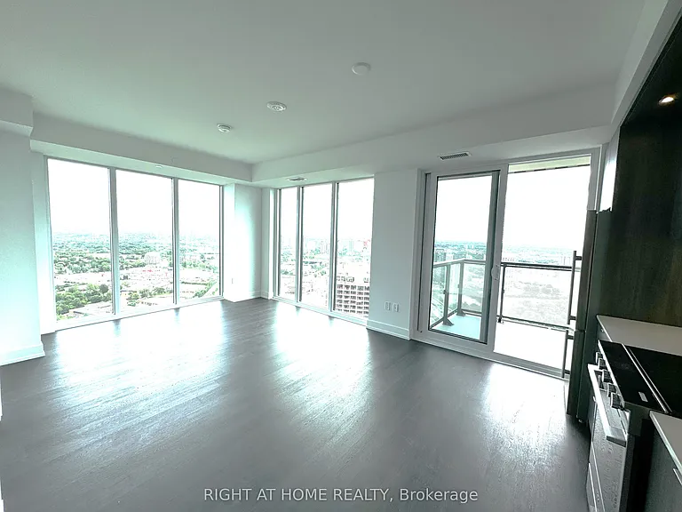 30 Inn On The Park Dr #4304 — Photo 7