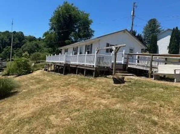 316 Blankenship Dr, North Tazewell, VA 24630