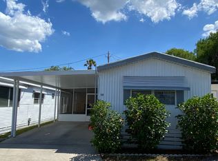 58 Kumquat Pl, Tavares, FL 32778