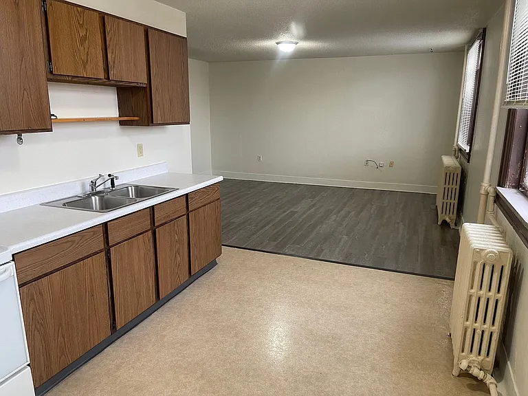 912 Pearl St #217 — Photo 10