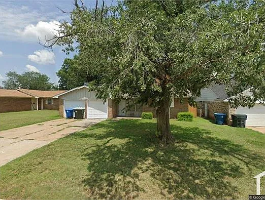 314 W Silverwood Dr — Photo 1