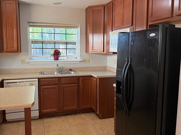 840 Singingwood Dr — Photo 25