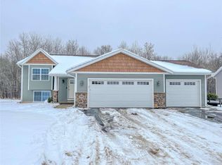930 Wedgewood Dr, Kronenwetter, WI 54455