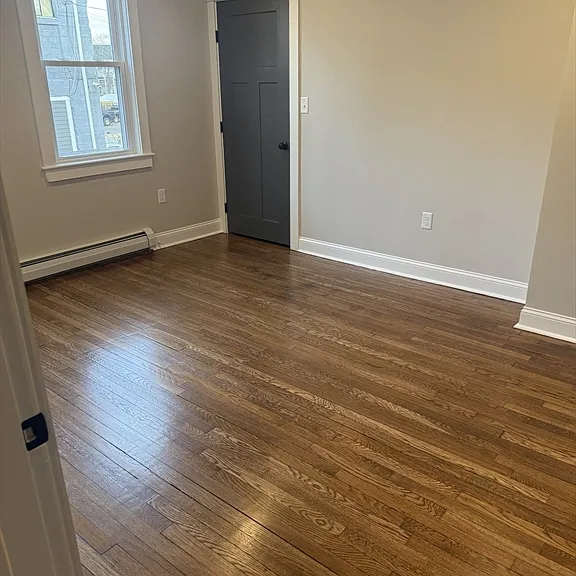 138 Allen St #1 — Photo 8