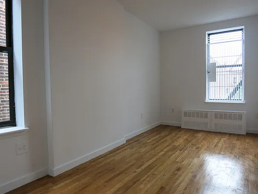 Rented by Mason Group LLC | media 30