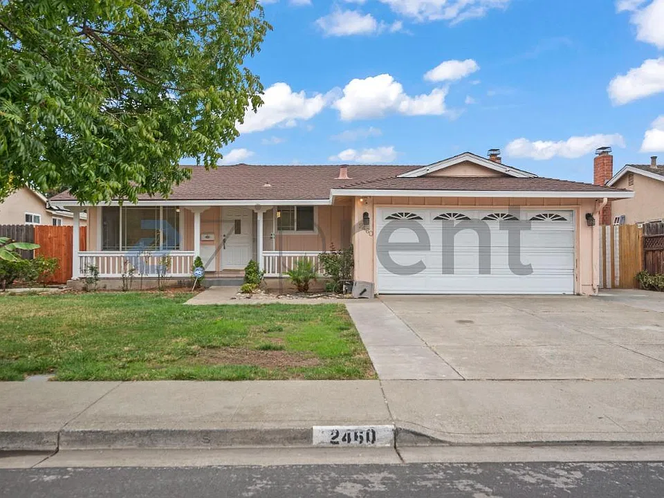 2460 Becket Dr