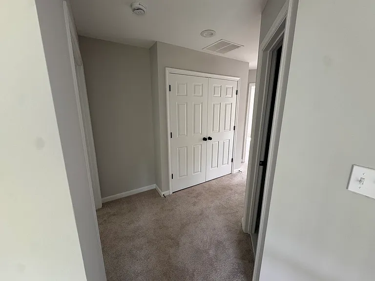 26121 Nimbleton Sq — Photo 48