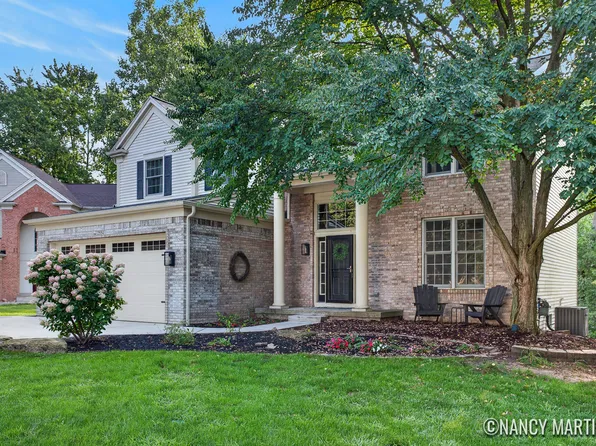 2554 Woodcreek Ct SE, Kentwood, MI 49546