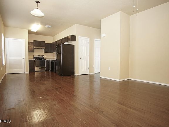 4th image of 8685 N Loop Dr #G-2