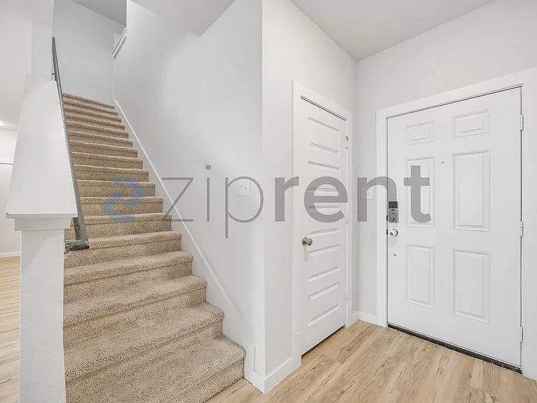 4750 Sahara Valleys — Photo 5