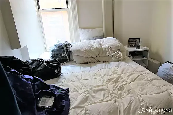 Rented by City Connections Realty | media 10