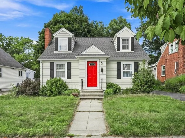 163 Isabella Ave, Providence, RI 02908