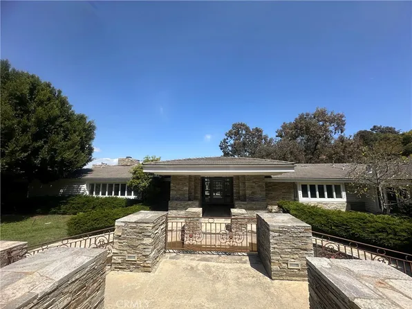 60 Crest Rd E, Rolling Hills, CA 90274
