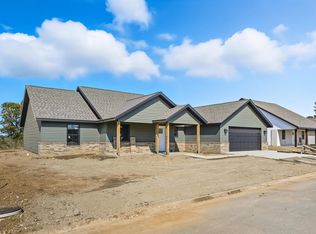 13590 Patti Ln, Neosho, MO 64850