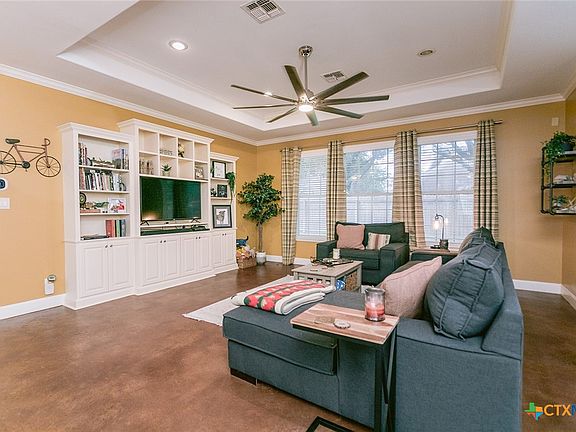 3rd image of 210 Sirocco Dr