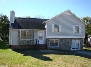 104 Asher Ct, Winston Salem, NC 27105