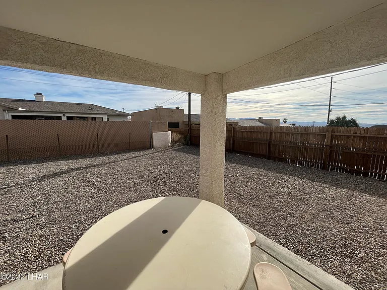2570 Glengarry Dr — Photo 24