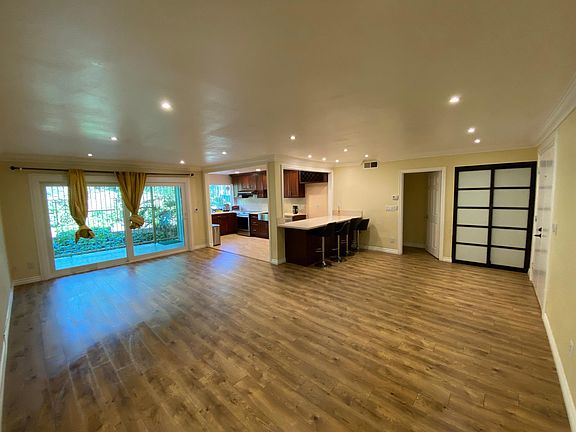 3rd image of 1301 S Atlantic Blvd APT 131C