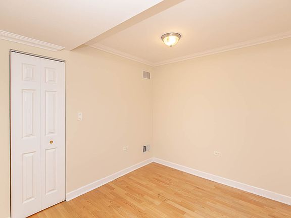 5th image of 2854 W Rosemont Ave #2854GDN