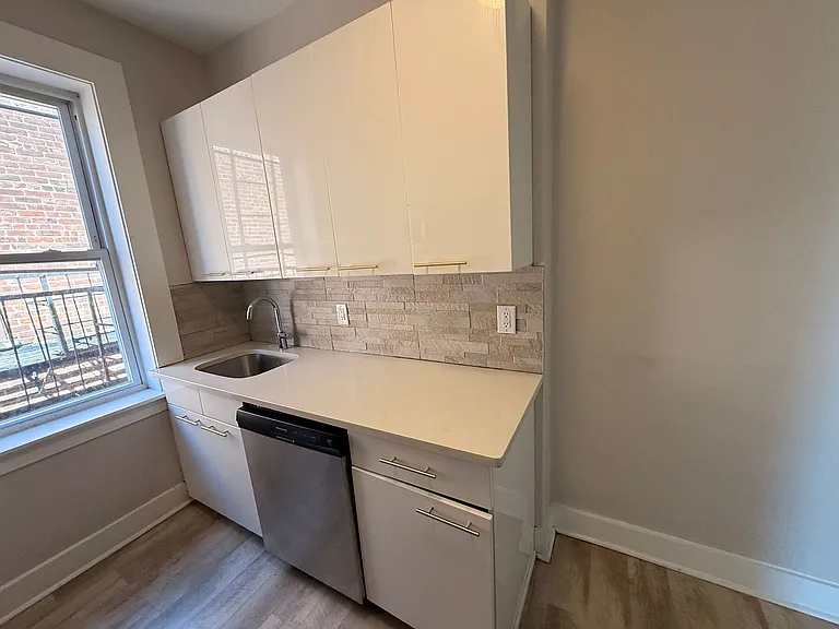 5301-03 Palisade Ave #58E — Photo 3