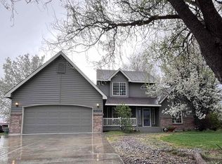 45102 E Alderbrook Ct, West Richland, WA