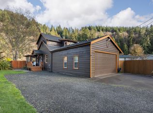 429 E Evans Dr, Tidewater, OR