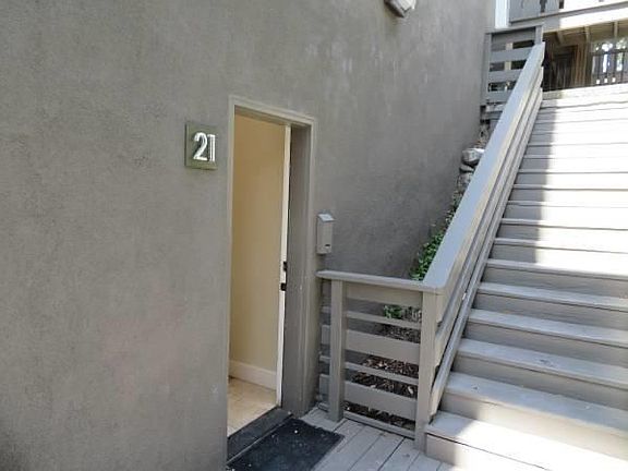 2nd image of 14 W Main St APT 21