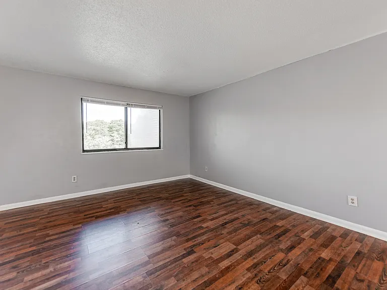 1050 21st Ave NW #89 — Photo 5
