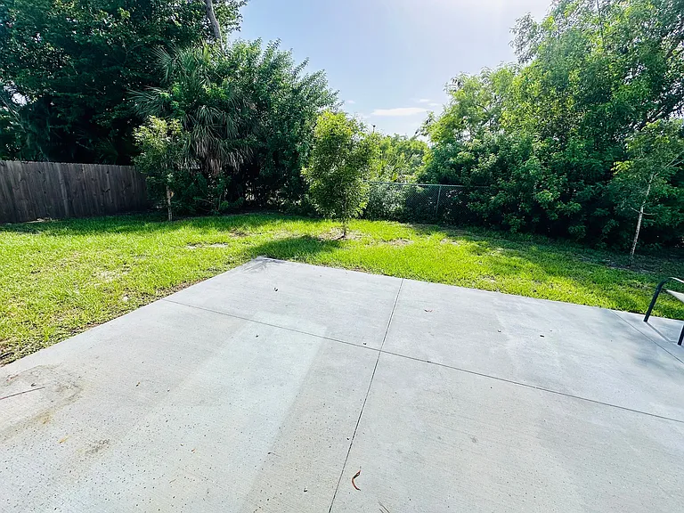 3310 SW 17th Pl #3310 — Photo 19