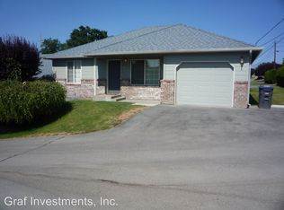 1004 Speyers Rd #A, Selah, WA 98942