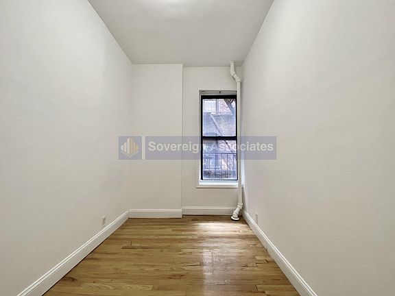 5th image of 1270 1st Ave #40D