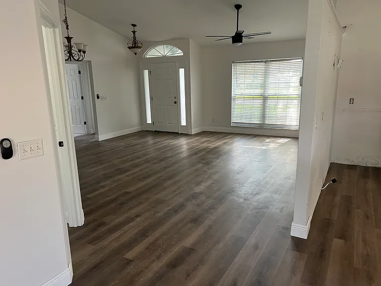 830 Bloomingdale Dr — Photo 10