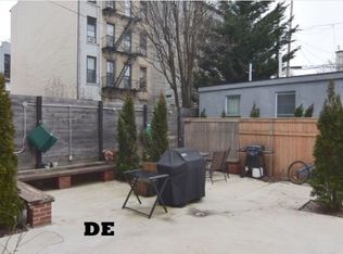 80 Green St, Brooklyn, NY 11222