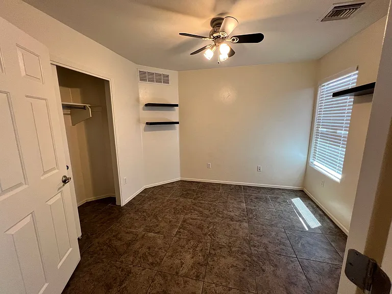 4137 E Shadow Branch Dr — Photo 57