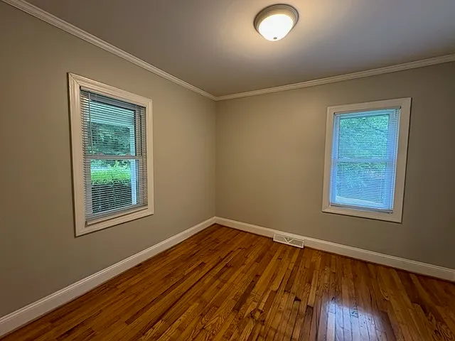 512 Brookwood Ave — Photo 6